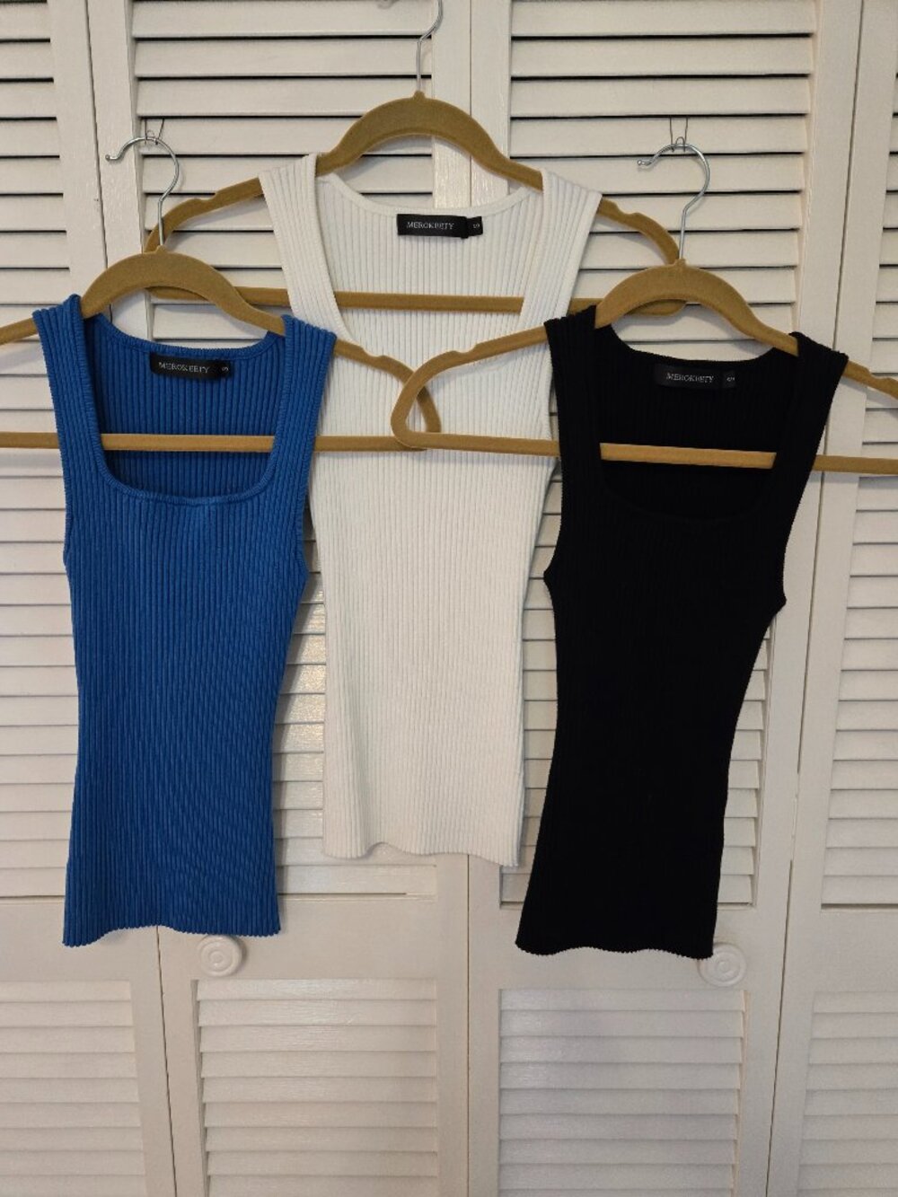 Set of 3 Womens Ribbed Knit Square Neck Basic Tank - Size S